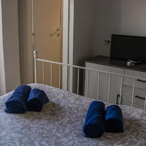 Largo Anzani 19 Pensjonat